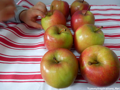 Apples for unsweeetened applesauce