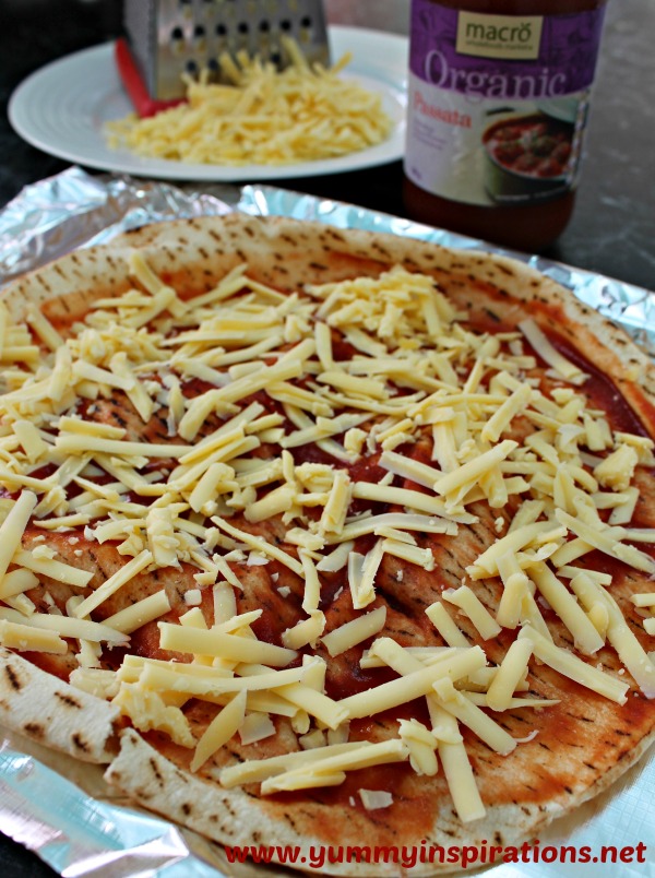 Pita Pizzas Recipe