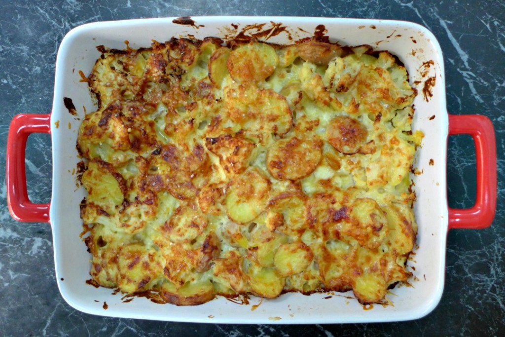 Cheesy Cauliflower and Potato Gratin Recipe